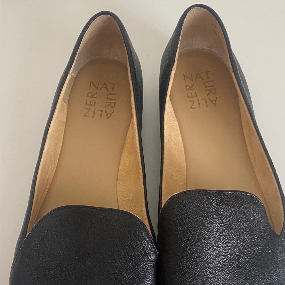 Naturalizer Black Leather Loafers - Picture 14 of 14